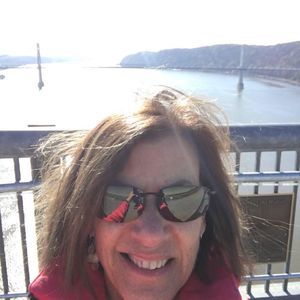 Meet your Posher, Gail